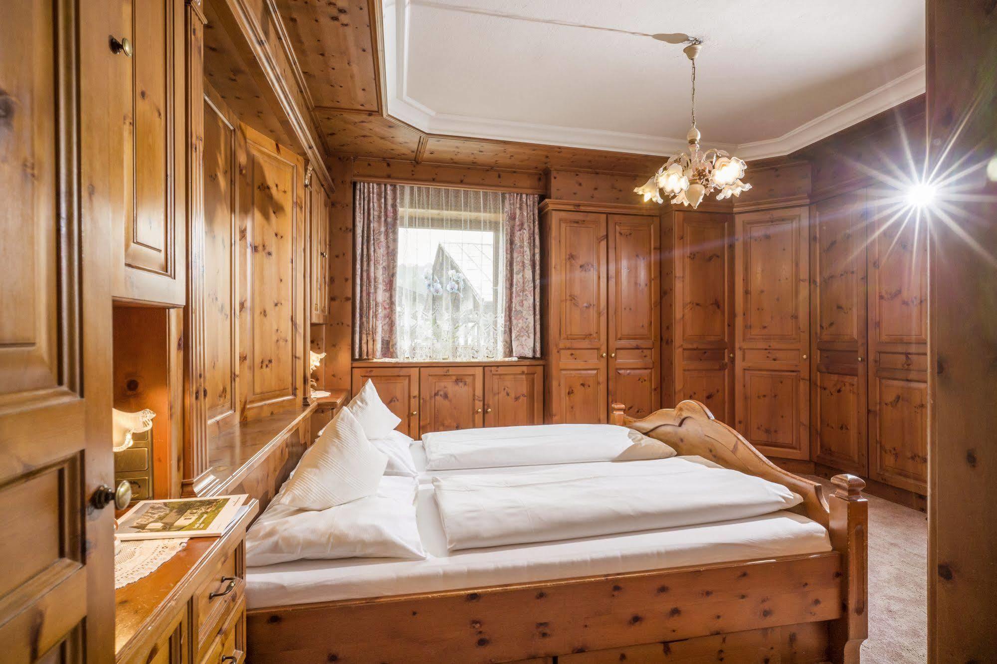 Hotel Restaurant Gradlwirt Niederndorf  Luaran gambar