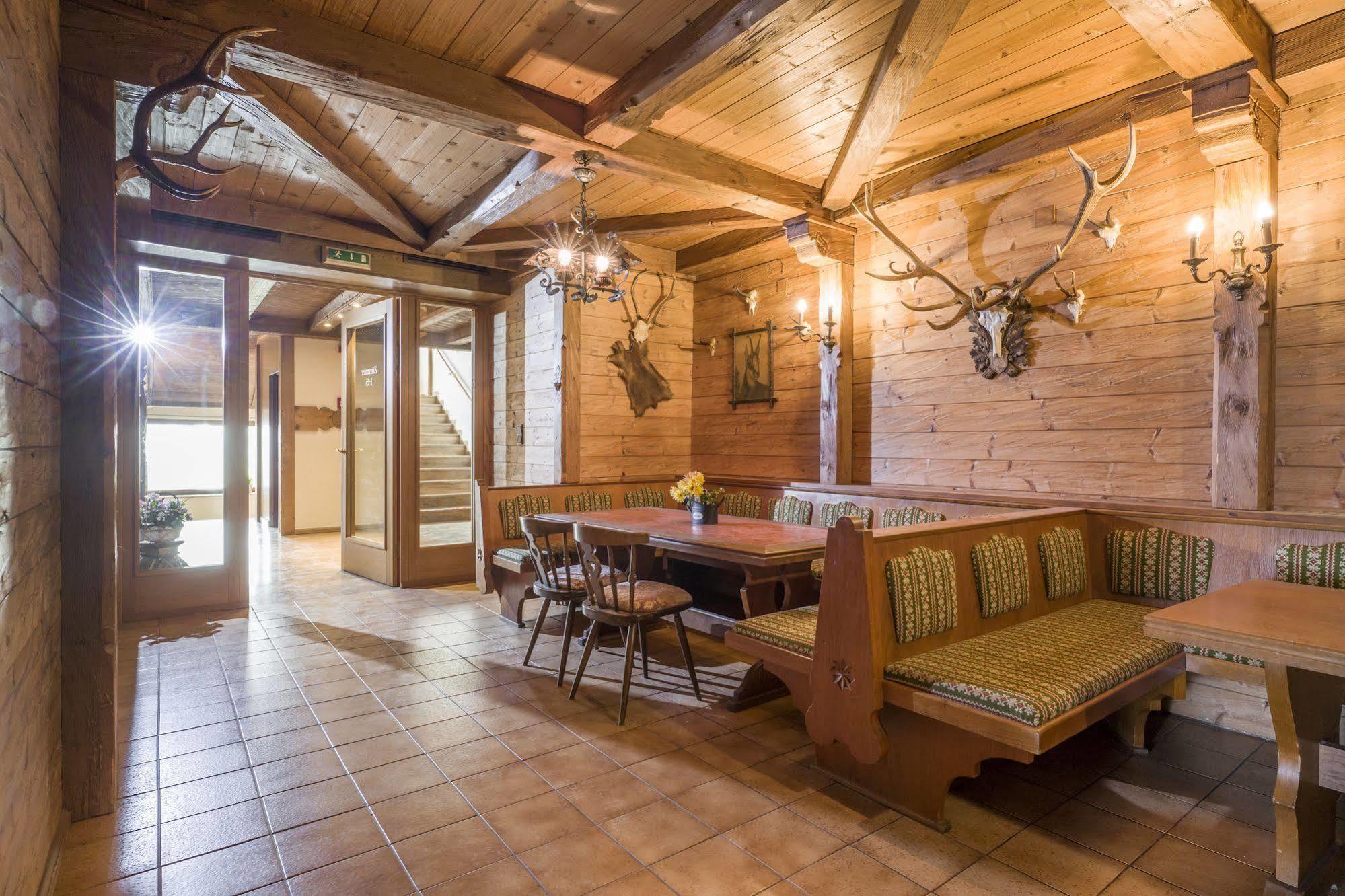 Hotel Restaurant Gradlwirt Niederndorf  Luaran gambar